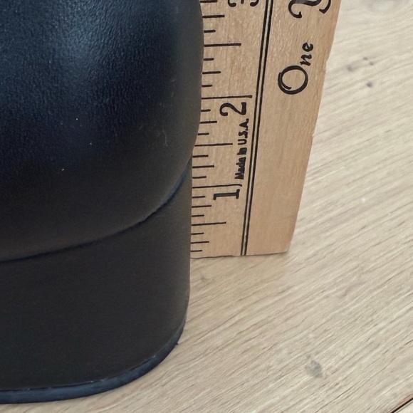 Steve Madden Eli Black Block Heel with patent tip - ankle strap - Picture 15 of 16